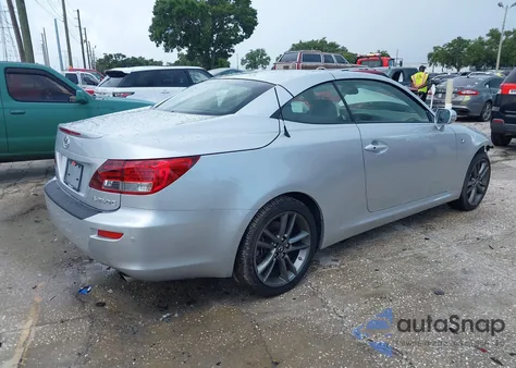 2015 Lexus Is 250C z USA, uszkodzony, nr VIN JTHFF2C23F2533277